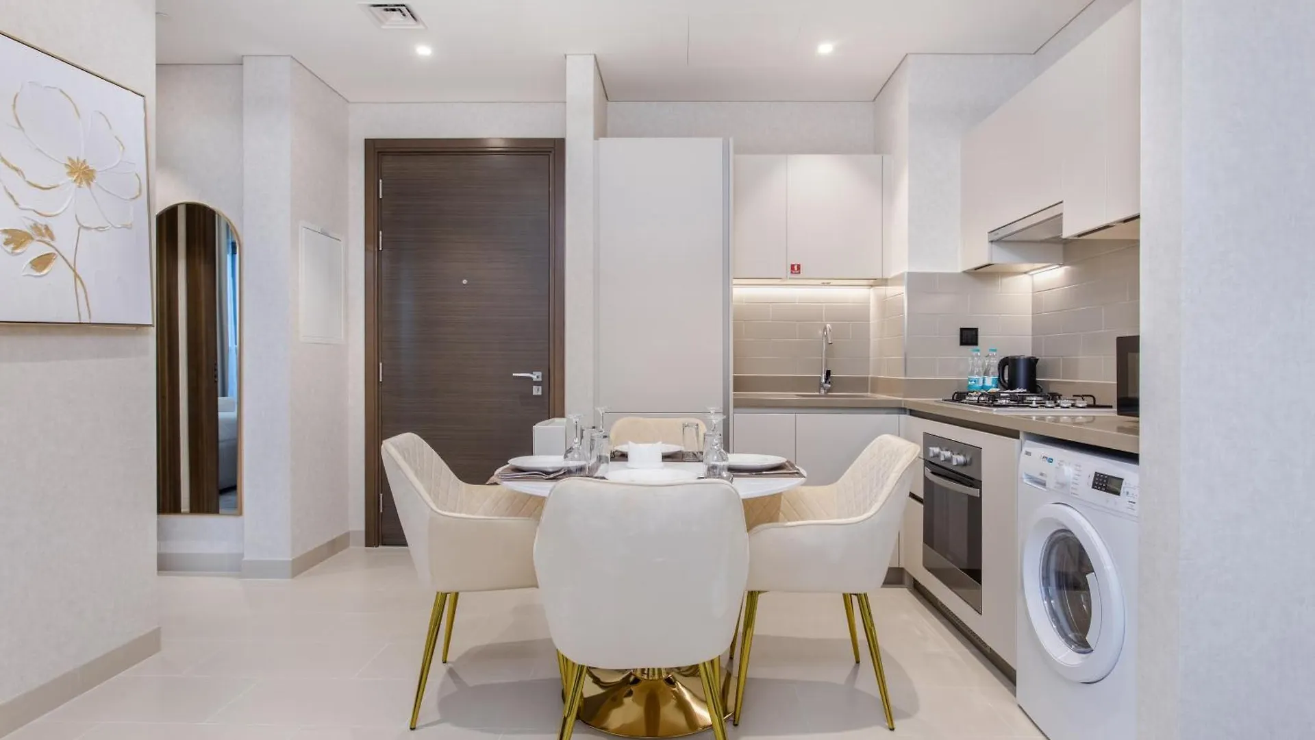 Stay By Latinem Luxury 1Br Holiday Home Cv A1507 Near Burj Khalifa Dubai